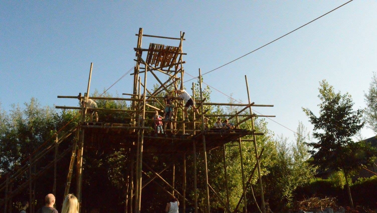 Overgangssjorconstructie tijdens de kampvuuravond